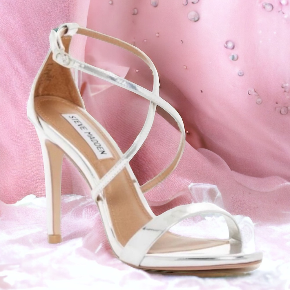 9 1/2 Steve Madden Silver Stiletto 4 1/4" High Heel Shoe Strappy Holiday Sparkle